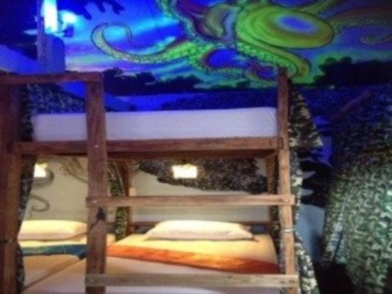 Peacock Hostel Ko Lanta Extérieur photo